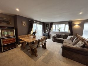 Photo 7- click for photo gallery